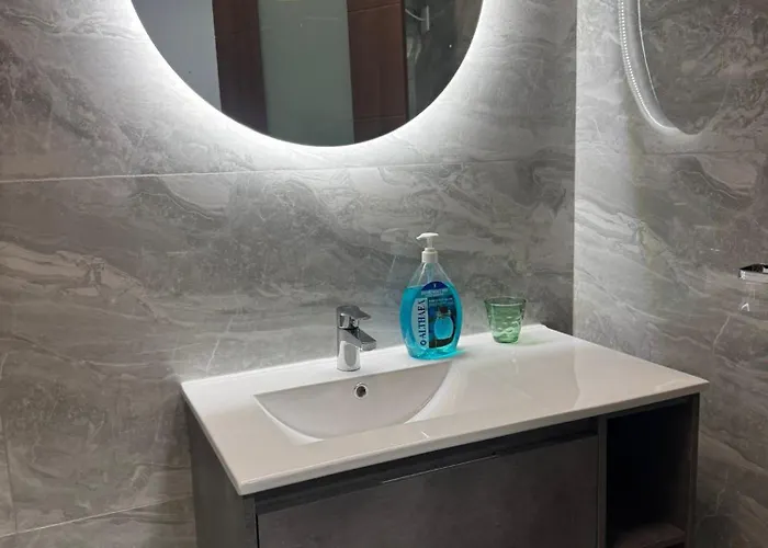 Family 2br In Fgura - By Hostmt