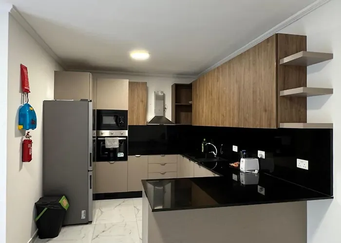 Family 2br In Fgura - By Hostmt *